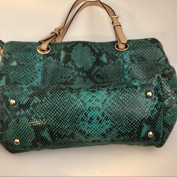 Michael Kors Jet Set python tote bag - Picture 12 of 13